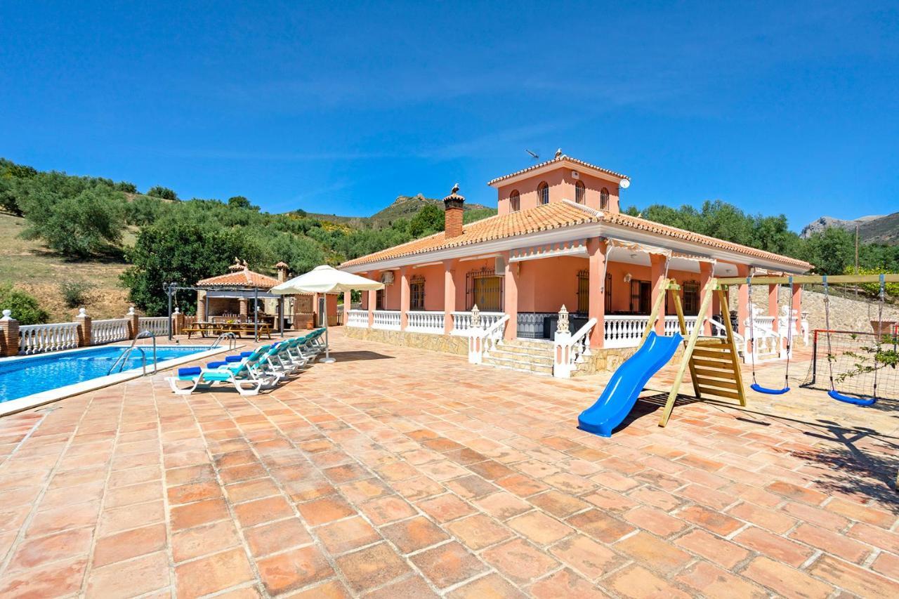 Casa Los Cortijillos Alcaucín Exterior foto